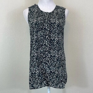 Ann Taylor 100% silk sleeveless printed blouse size small‎